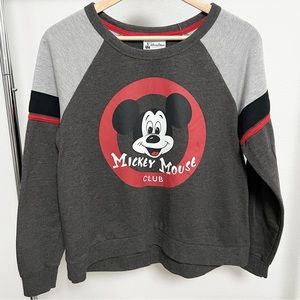 Disney Mickey Mouse Women’s Pullover in M